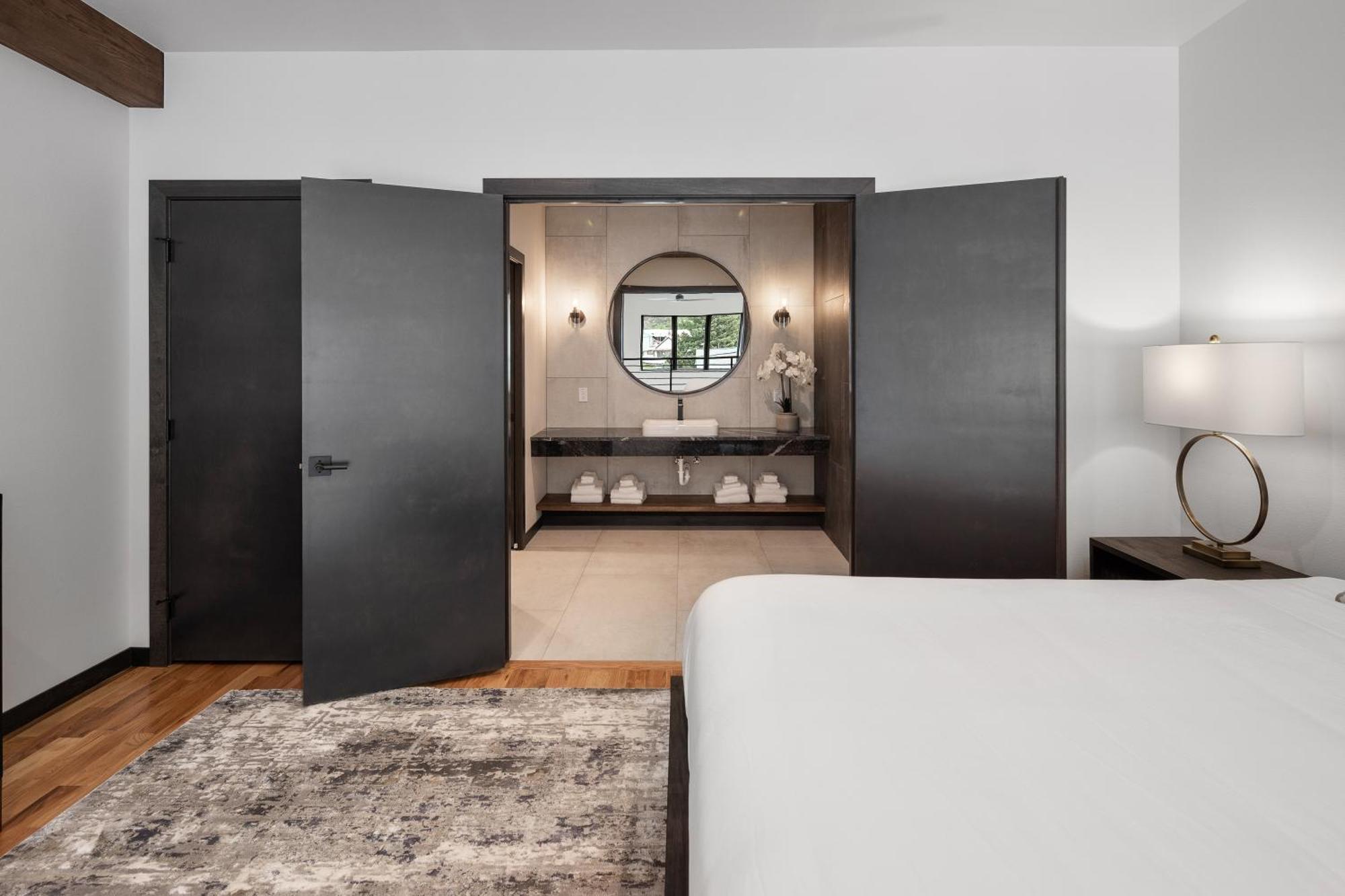 Mcgregor & Main - Luxury Lofts Apartment Хил Сити Екстериор снимка