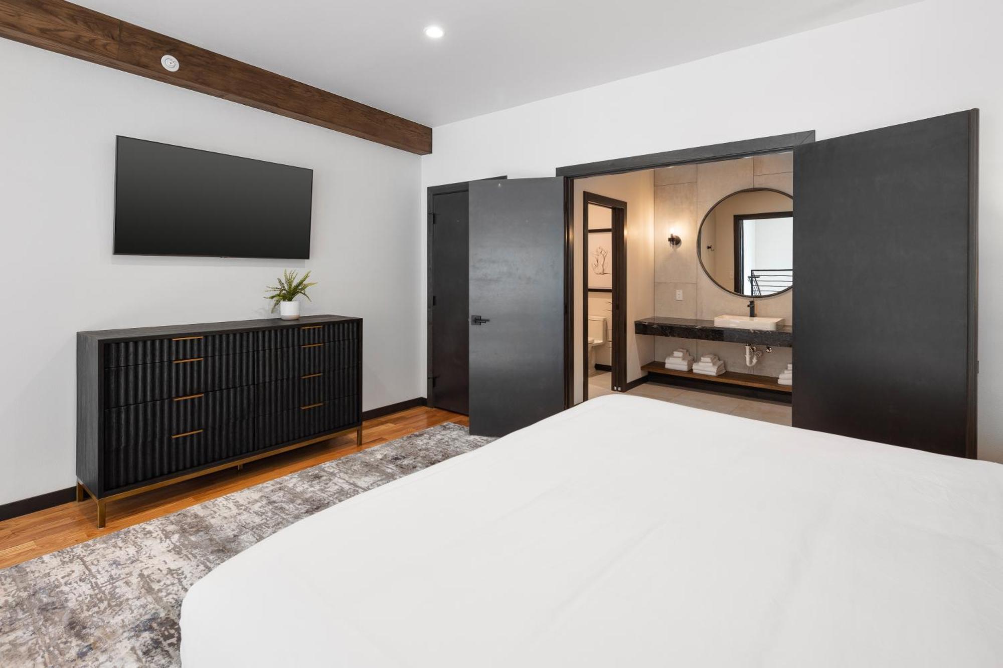 Mcgregor & Main - Luxury Lofts Apartment Хил Сити Екстериор снимка