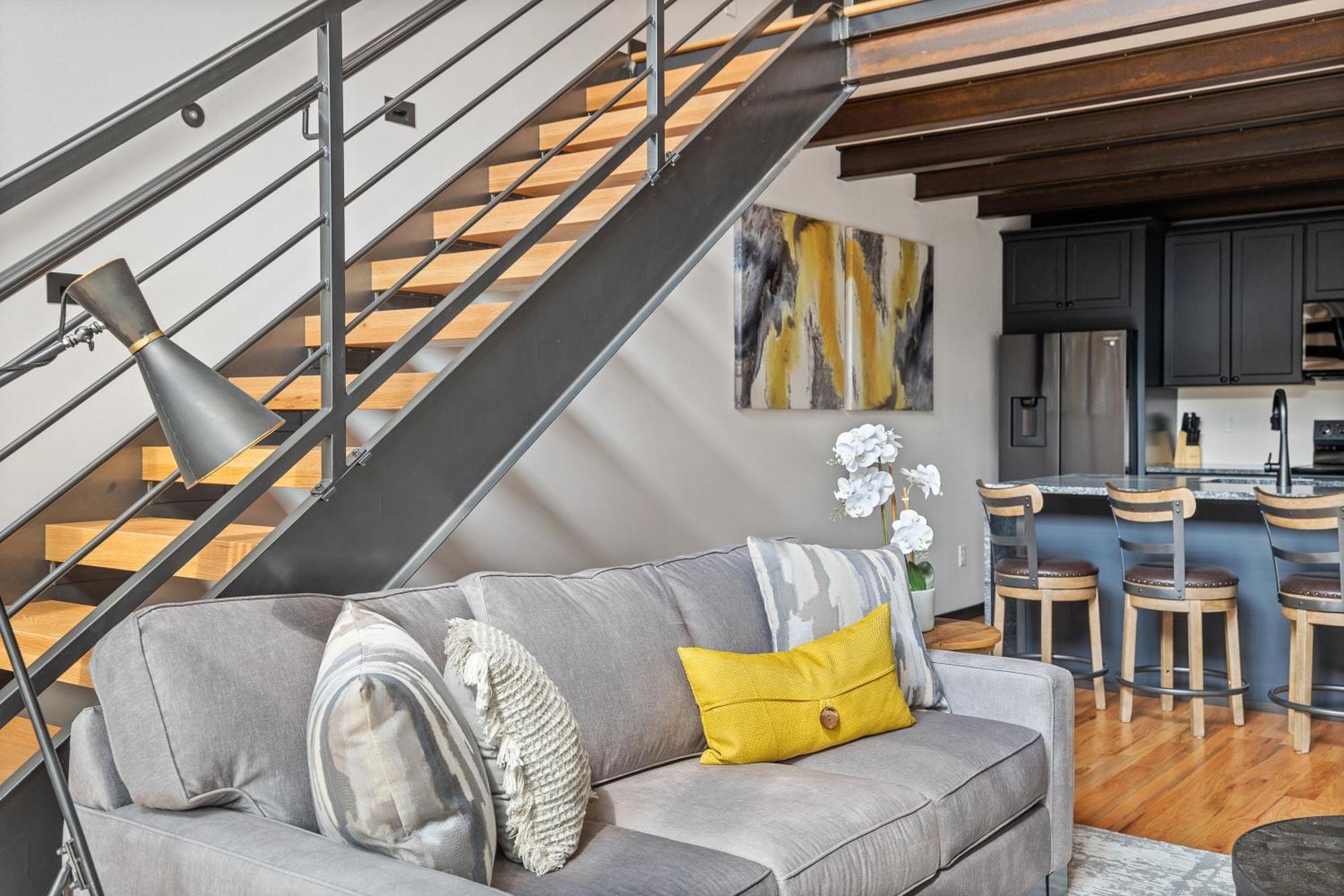 Mcgregor & Main - Luxury Lofts Apartment Хил Сити Екстериор снимка